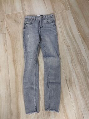 Women's Zara Gray Slim Straight Jeans